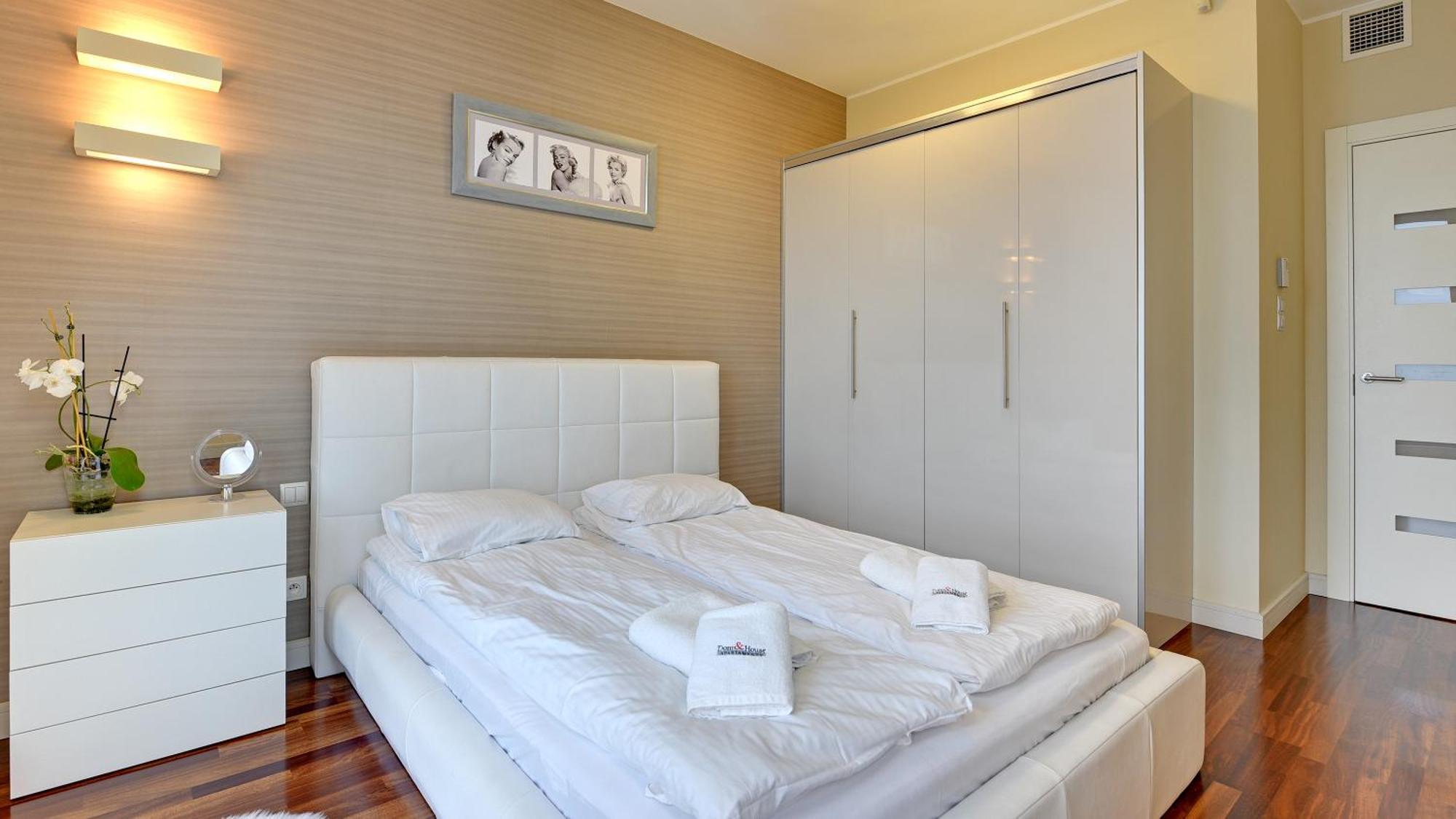Dom & House - Apartamenty Sea Towers Gdynia Room photo